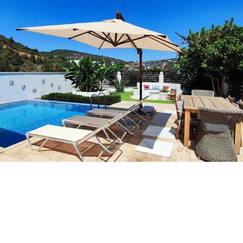 Bodrum merkez'de Havuzlu, Saunalı, müstakil villa