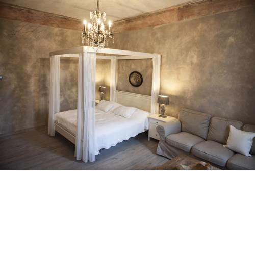 Bohemian Rose Garden Apartments