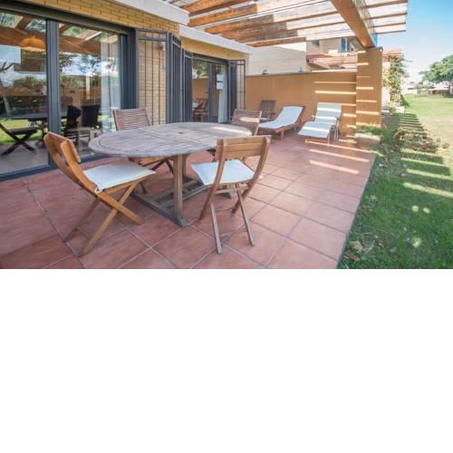 Bonita casa con terrazas - 113D