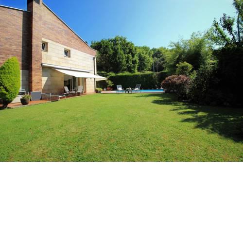 Bonita villa con piscina privada