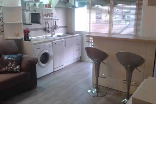 Bonito apartamento cerca del puerto