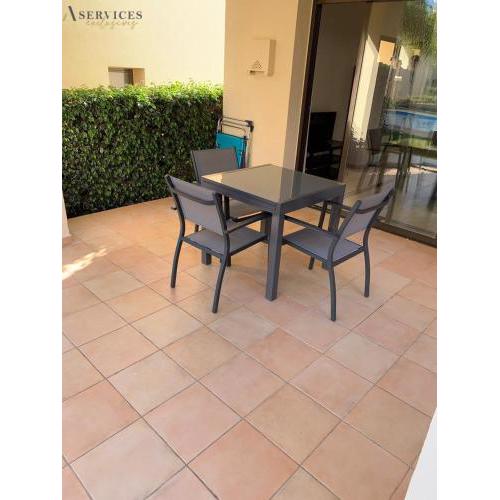 BONITO APARTAMENTO CON PISCINA COMUNITARIA