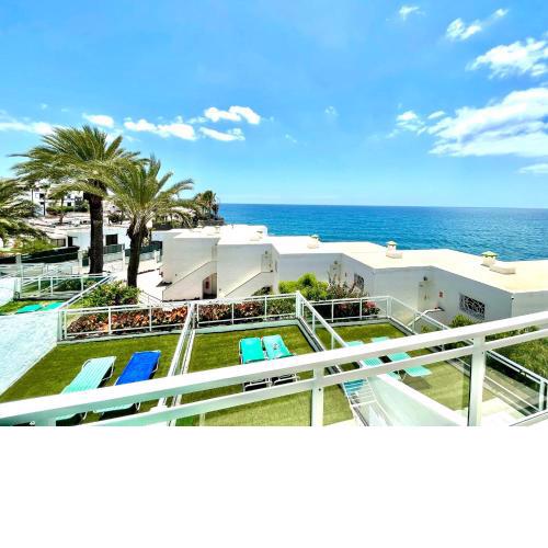 Bonito apartamento de un dormitorio, en primera linea de océano, a pocos metros de la playa