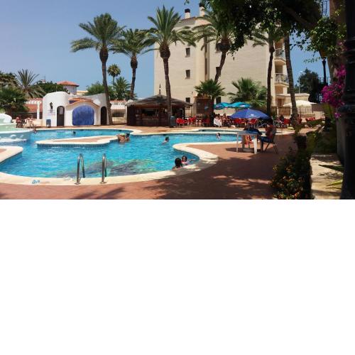 Bonito apartamento en la playa de las Marinas