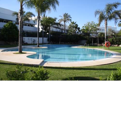Bonito apartamento en Puerto Banus