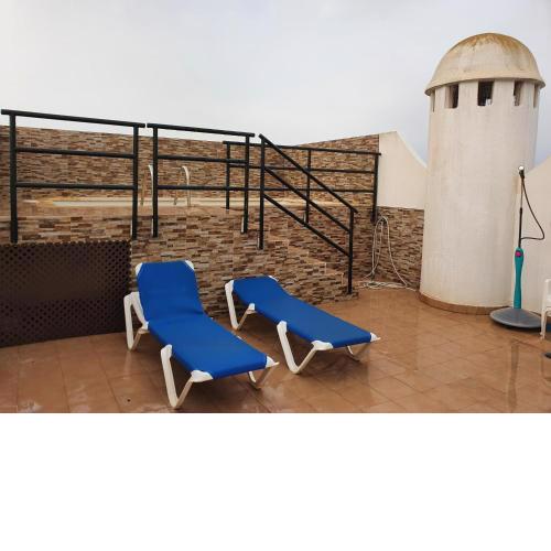 Bonito ático con piscina privada junto a la playa