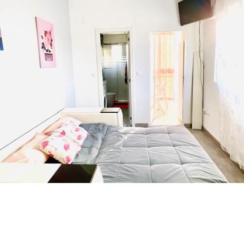 Bonito estudio recién reformado, a 500 metros de la playa