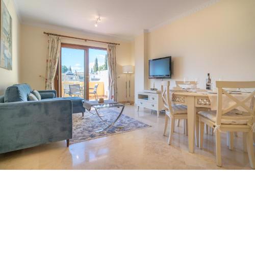 Bonito penthouse cerca del golf en Marbella