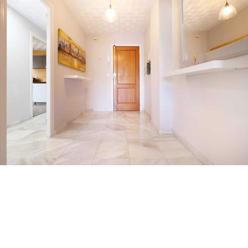 BONITO PISO EN Marbella Centro