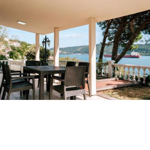 Bosphorus View House with Garden 5 min to Coast