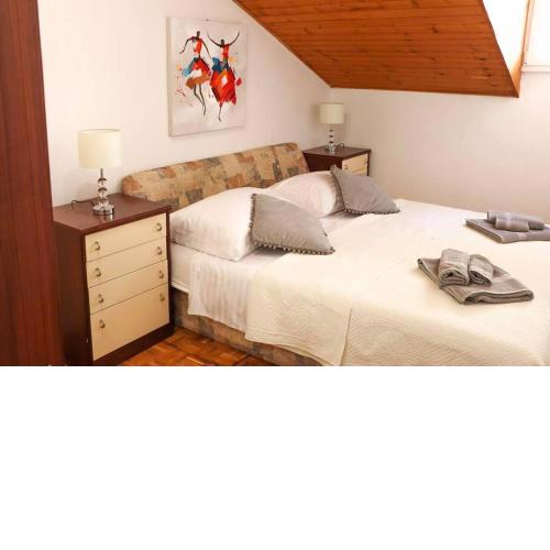 Botarius Apartment