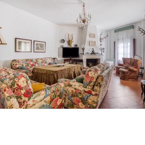 Boutique Holiday Home in Higuera de la Sierra with Terrace