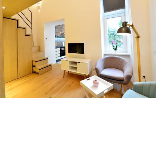 Brahmsplatz by EasyB&B