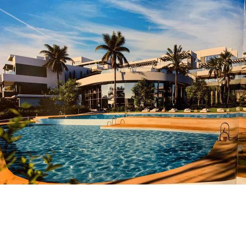 BRAND NEW STUNNING 3 BED RAISED GROUND FLOOR APARTMENT WITH SEA & POOL & MOUNTAIN VIEW INDOOR & OUTDOOR SWIMMING POOLS & GYM WALKING DISTANCE TO BEACH PORT Casa Casu Estepona