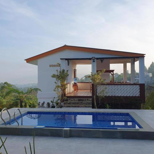 Brand New Villa Kuta Garden Cisarua Amazing Villa