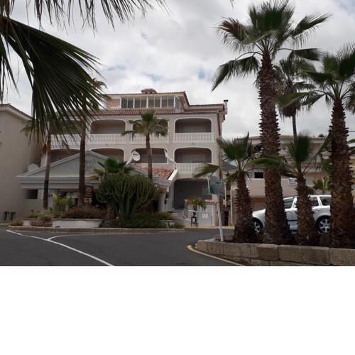 Breakfast in Los Cristianos 5 min