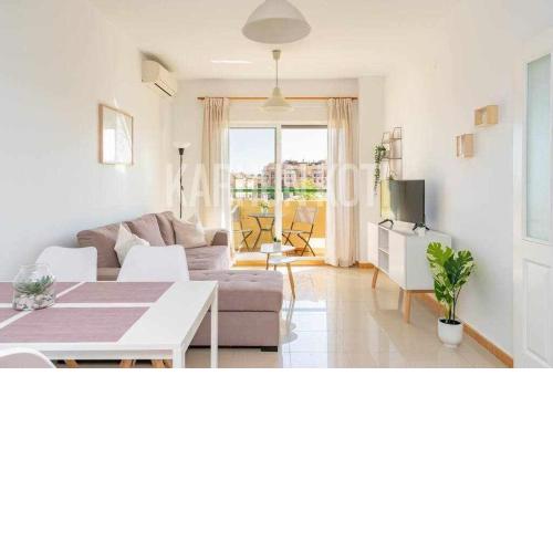 Bright and modern apartment in Los Pacos Karhun Koti Rentals