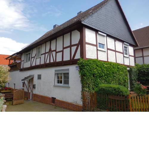 Bright Apartment in Leuderode by the Forest