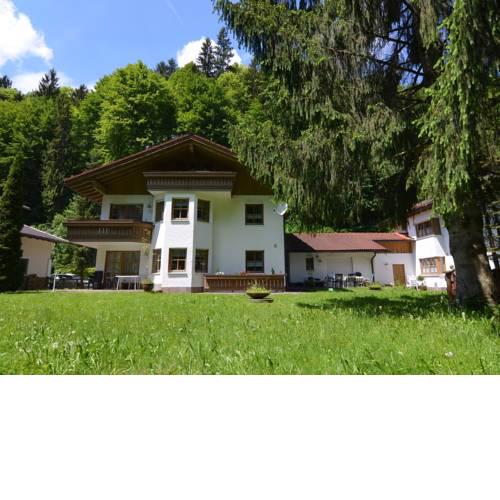 Bright Apartment in Schönau am Königsee Bavaria, with barbecue