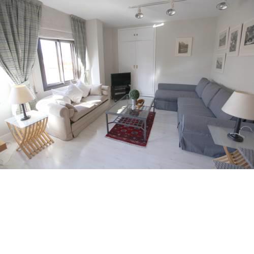 Bright duplex in the best neighborhood of Madrid "Salamanca"