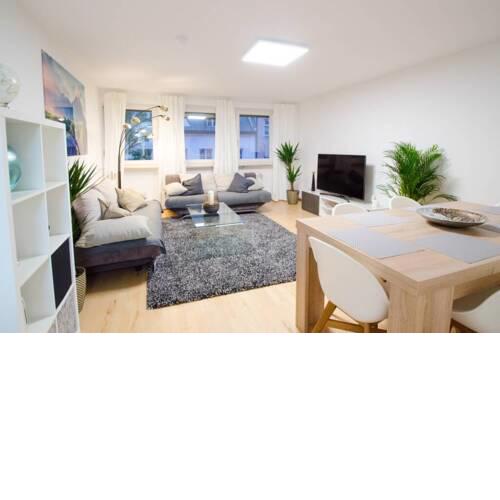 Bright Family Home with Balcony in Central Munich