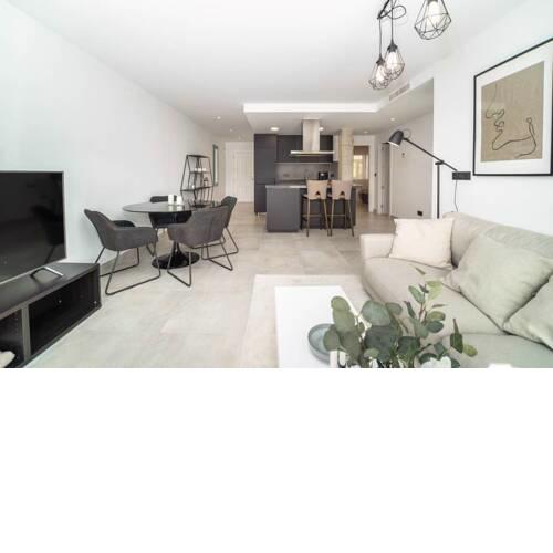 Bright, modern apt in La Quinta with large terrace