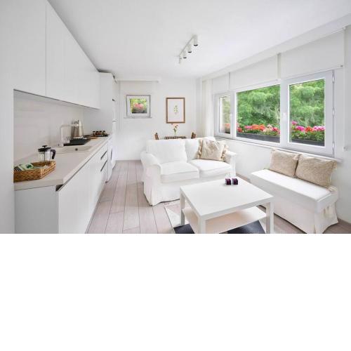 Bright Modern New 1bed1bath Hidden Gem Bebek! #78