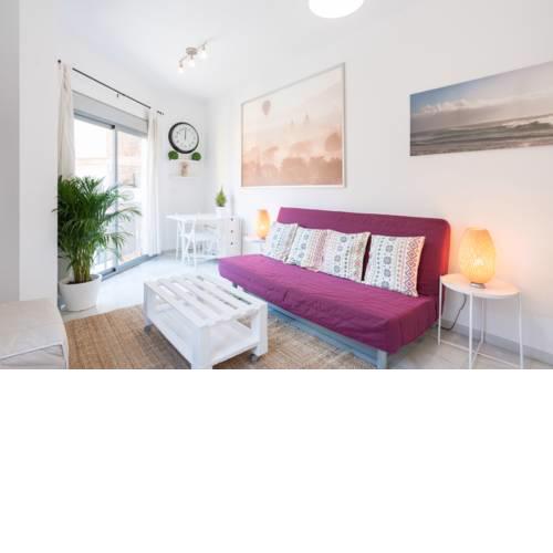 ♥Bright & Quiet Studio/10-minute walk to Old town♥