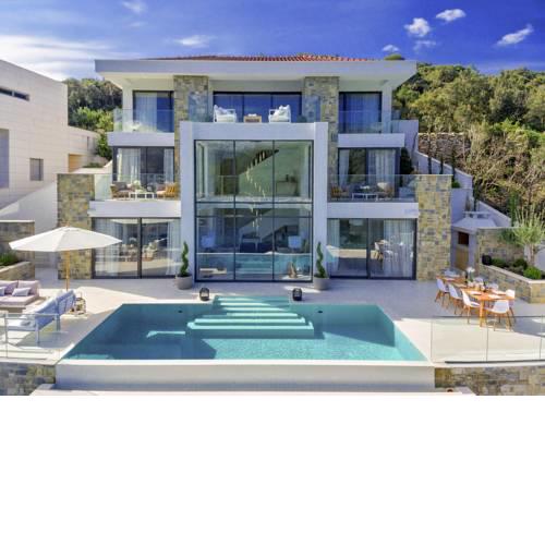 Brna Villa Sleeps 8 Pool Air Con WiFi