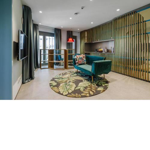 Brucklyn Suites