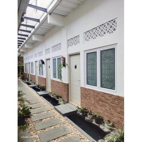 Bu Sepuh GuestHouse