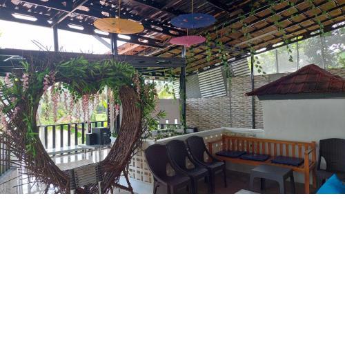 BUDJAMINS VILLA