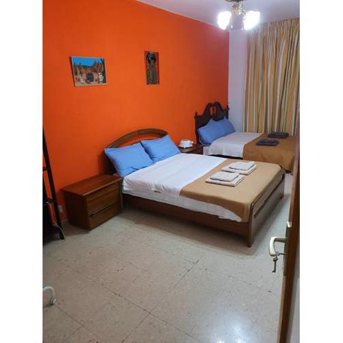 Budjet Room's At Jumbo.(in 15 minutes walk)