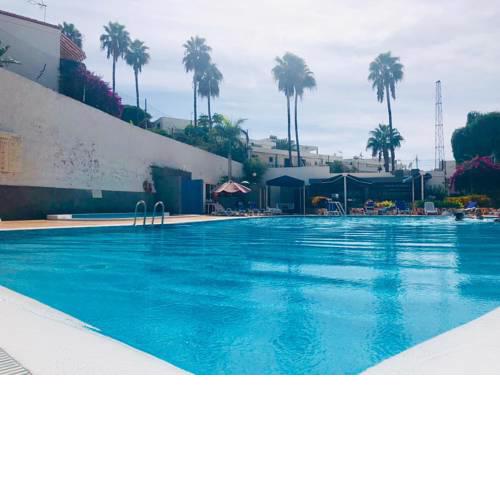 Buenos Dias Las Americas Great Pool