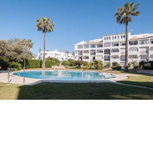 Buganvilla Beachside Apartment, Marbella