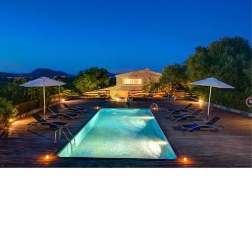 Buger Villa Sleeps 10