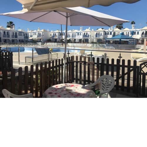 Bungalow - Short Walk From Yumbo And Dunes - Front Line Pool