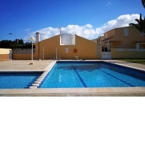 Bungalow con piscina en Mar de Cristal
