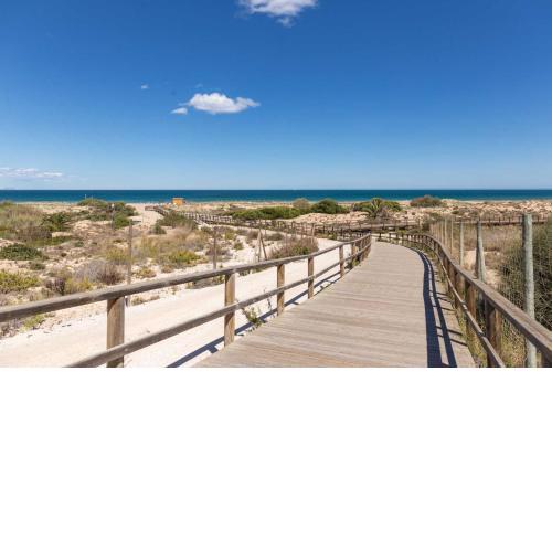 Bungalow Deluxe Urbanización Privada en playa con piscina, totalmente equipado