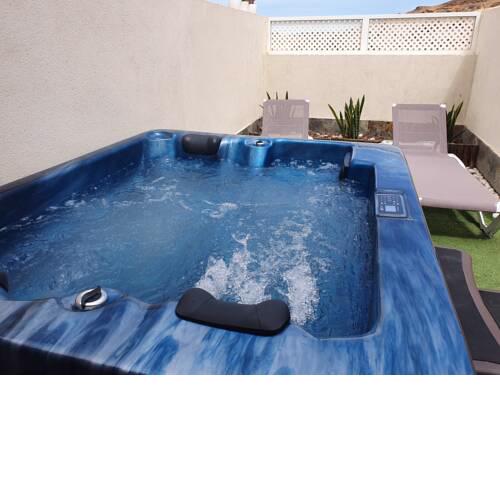 Bungalow el Valle in Puerto Rico with Jacuzzi