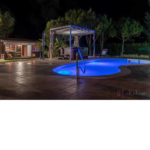 Bungalow espectacular garaje piscina y jacuzzi