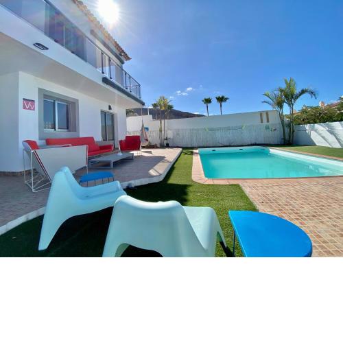Bungalow type apartment with private pool