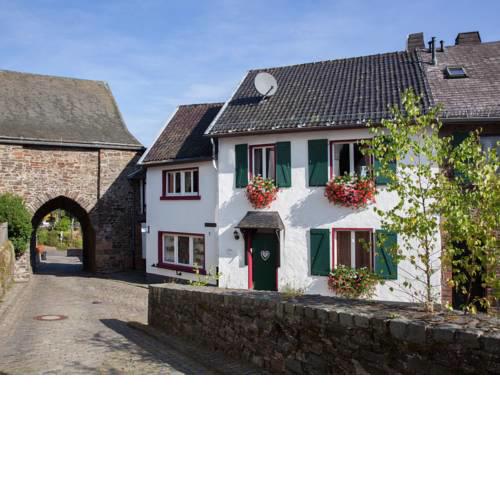 Cozy Apartment in Eifel with Shared Sauna