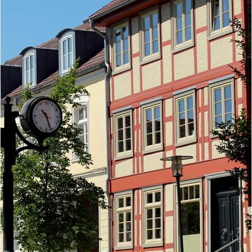 Burgplatz 1