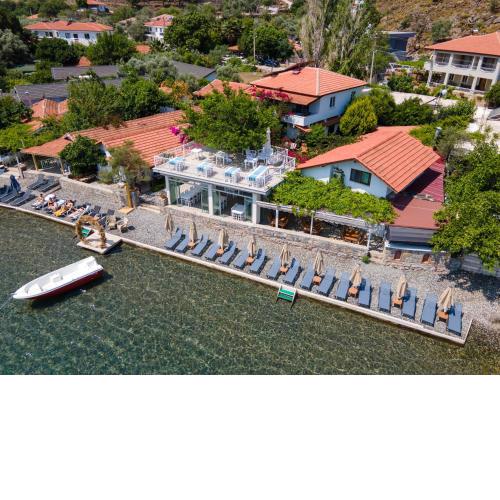 BÜŞRA SELİMİYE