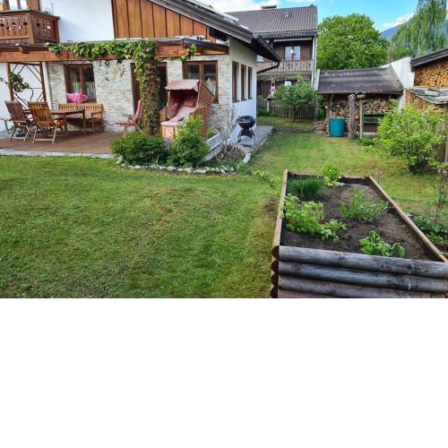 By Toni - Ferienwohnung mit Garten in Garmisch