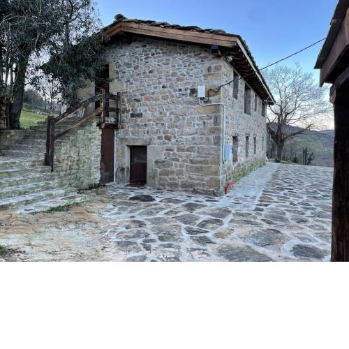 Cabaña Pasiega El Ojal