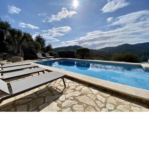 Cabanyes Villa Sleeps 6 with Pool and WiFi