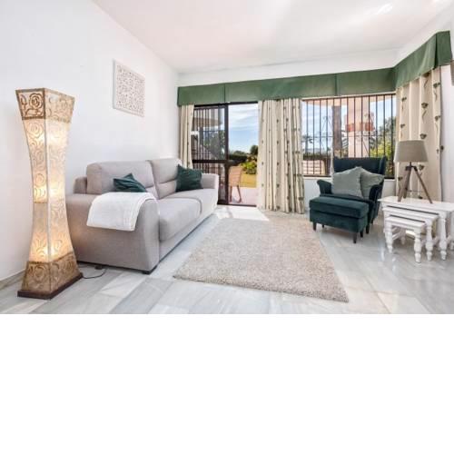 Cabopino Apartment Sleeps 4 Pool Air Con T811984
