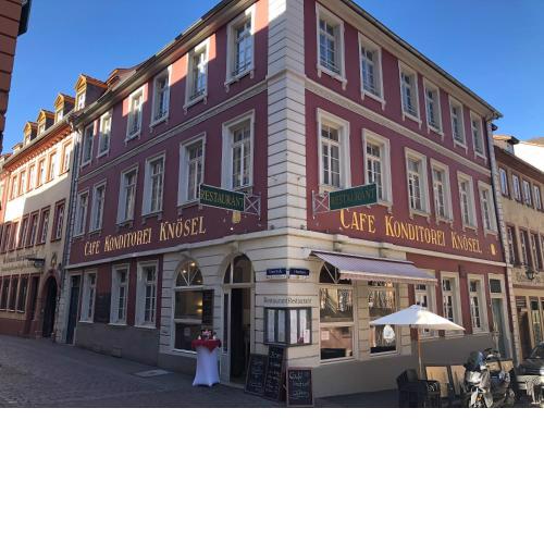 Café & Hotel Knösel